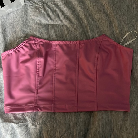 Pink crop top - Picture 1 of 2